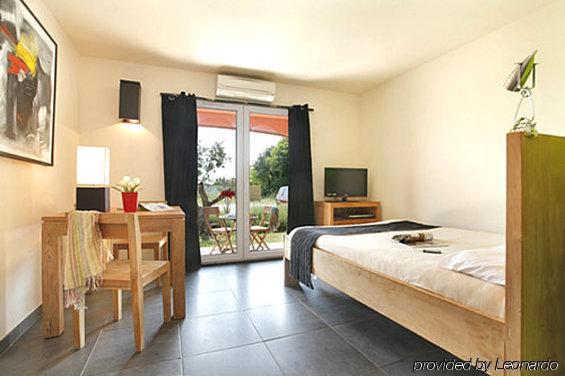 Hotel Domaine Le Milos Castries Δωμάτιο φωτογραφία