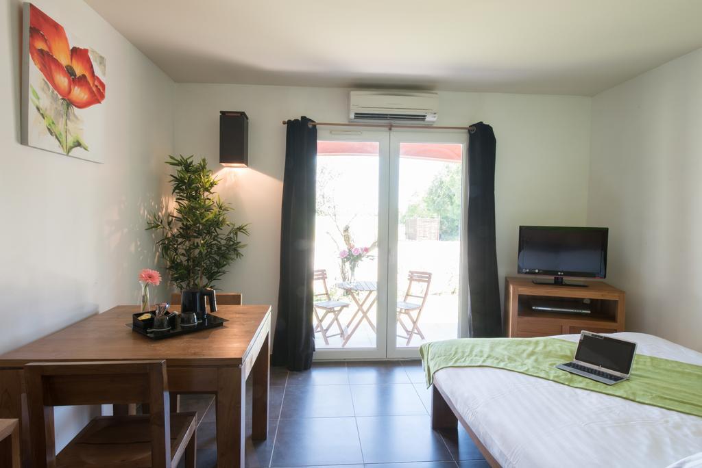 Hotel Domaine Le Milos Castries Εξωτερικό φωτογραφία