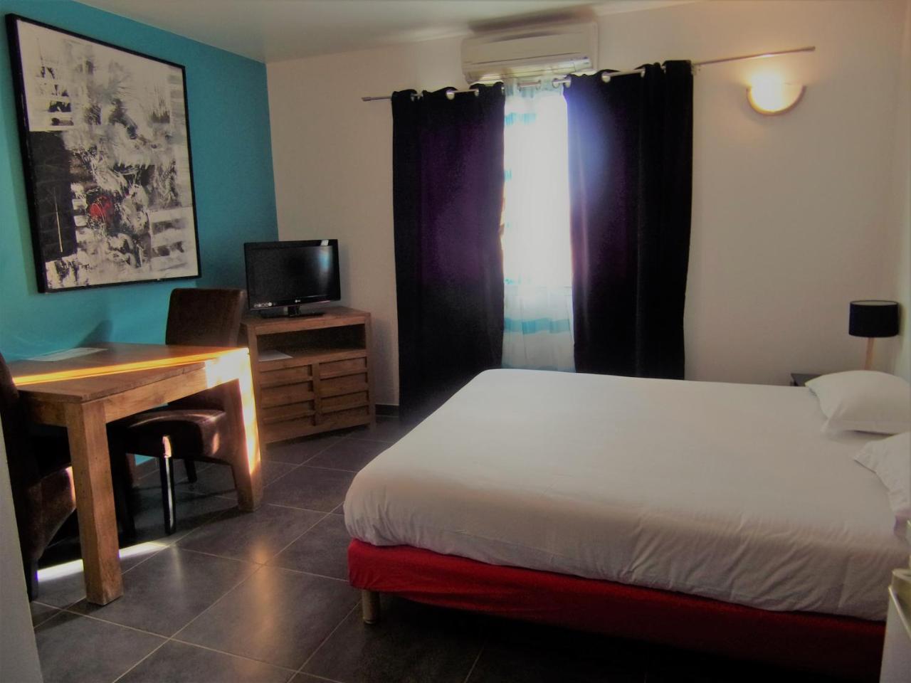Hotel Domaine Le Milos Castries Εξωτερικό φωτογραφία